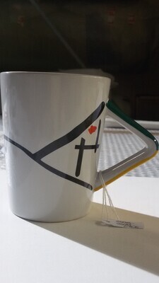 2009-0004-MCE 1.jpg; 2009-0004-MCE; Witte keramische mok met logo van de Gemeente Den Haag.; mokken